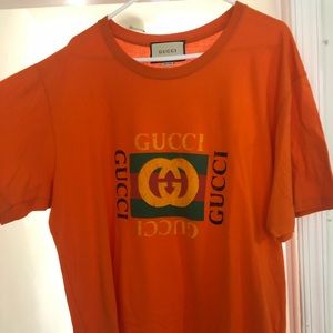 Gucci T-Shirt For Sale